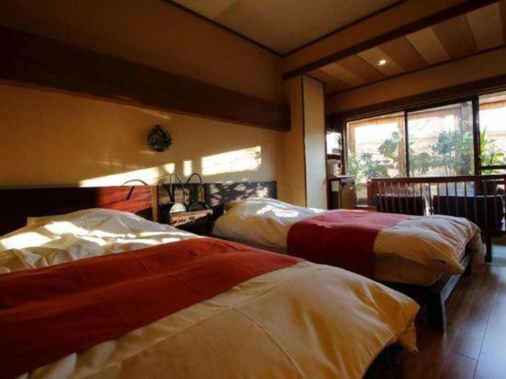 Tsukino Sumika Atami Juraku Hotel Exterior photo