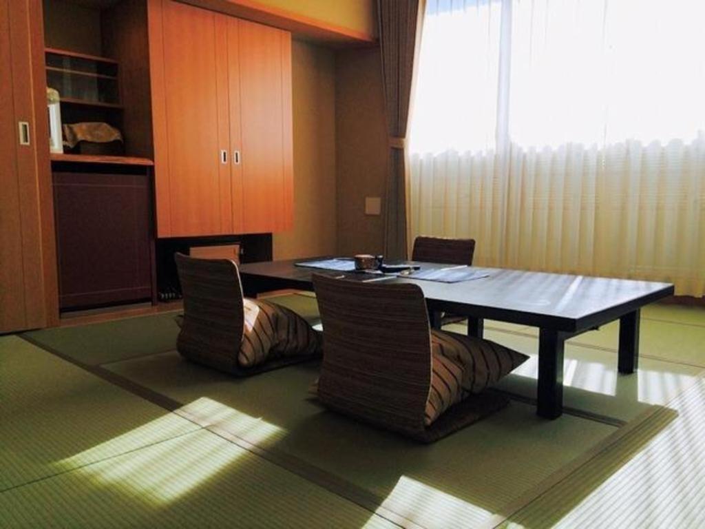 Tsukino Sumika Atami Juraku Hotel Exterior photo