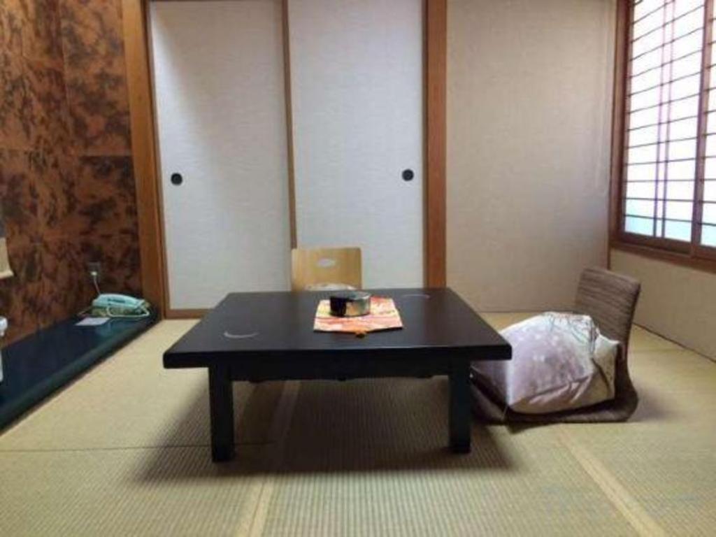 Tsukino Sumika Atami Juraku Hotel Exterior photo